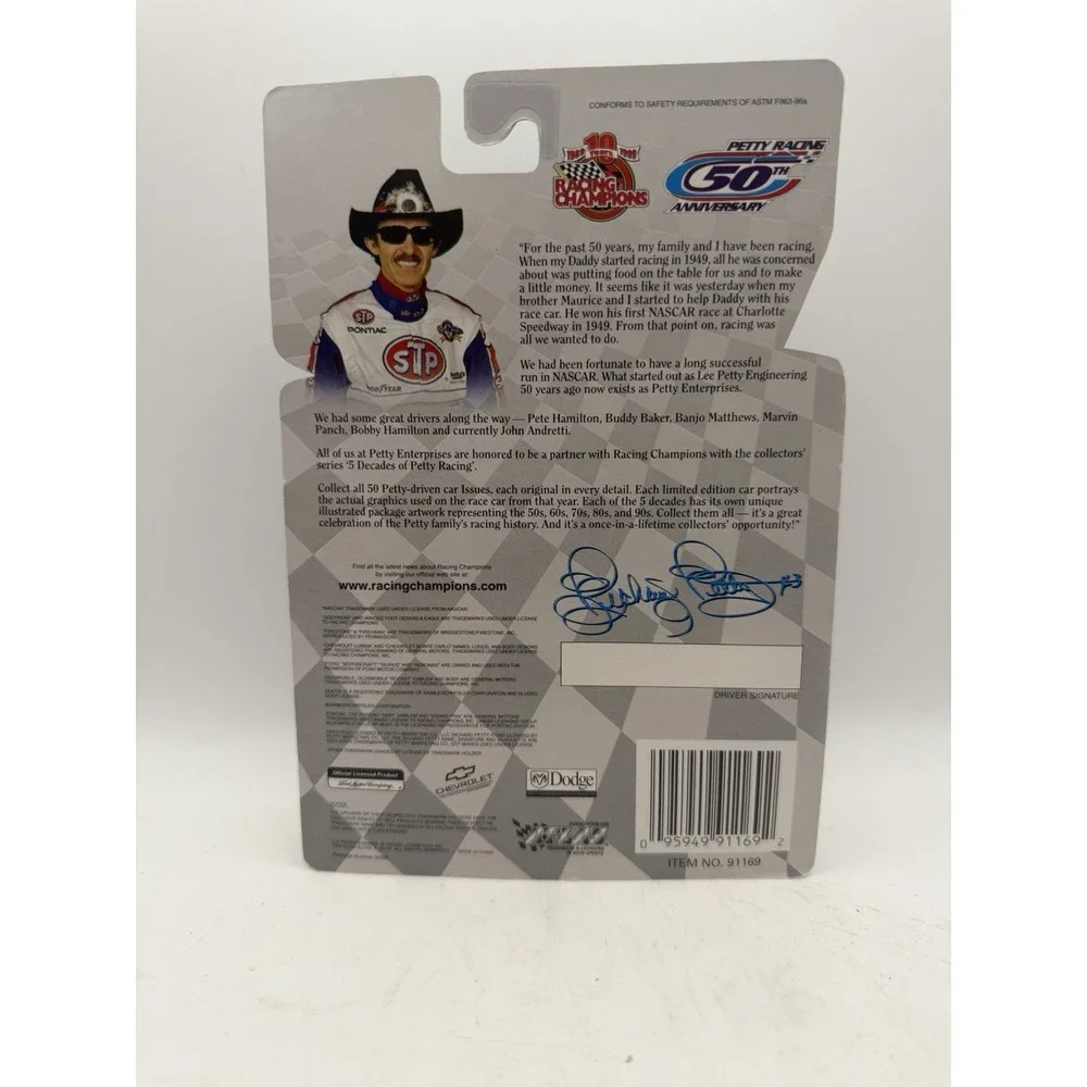 1999 Racing Champions Richard Petty #43 1974 Dodge Charger STP NASCAR 1:64